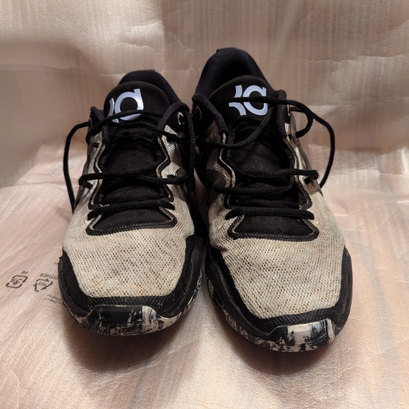 Nike KD 15 basketball sneakers men's size 11 black and white refuge Kevin Durant - Picture 2 of 8